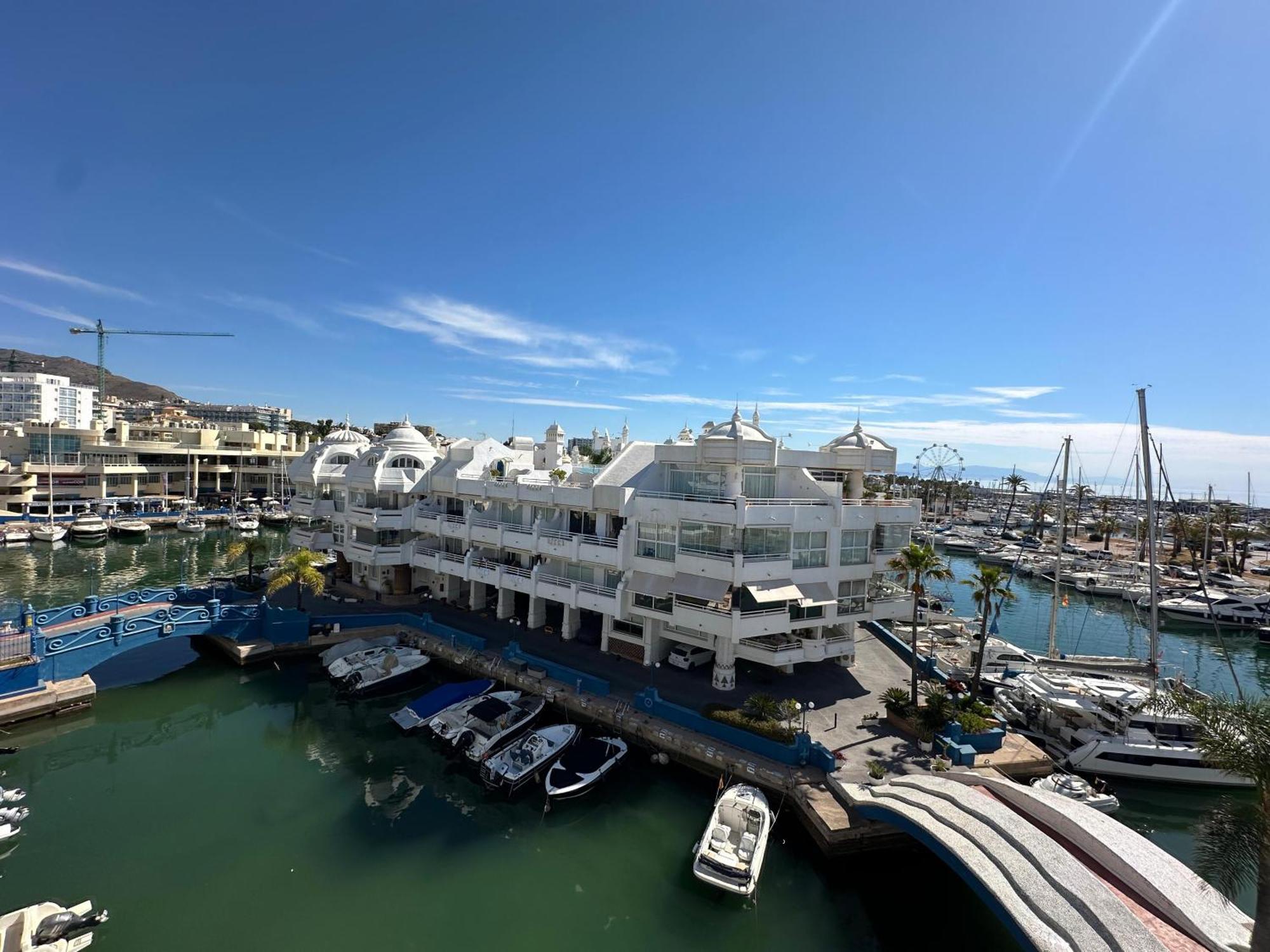 Apartment Puerto Marina De Ensueno - 2 Hab - Reformado - Piscina Y Vistas Al Mar